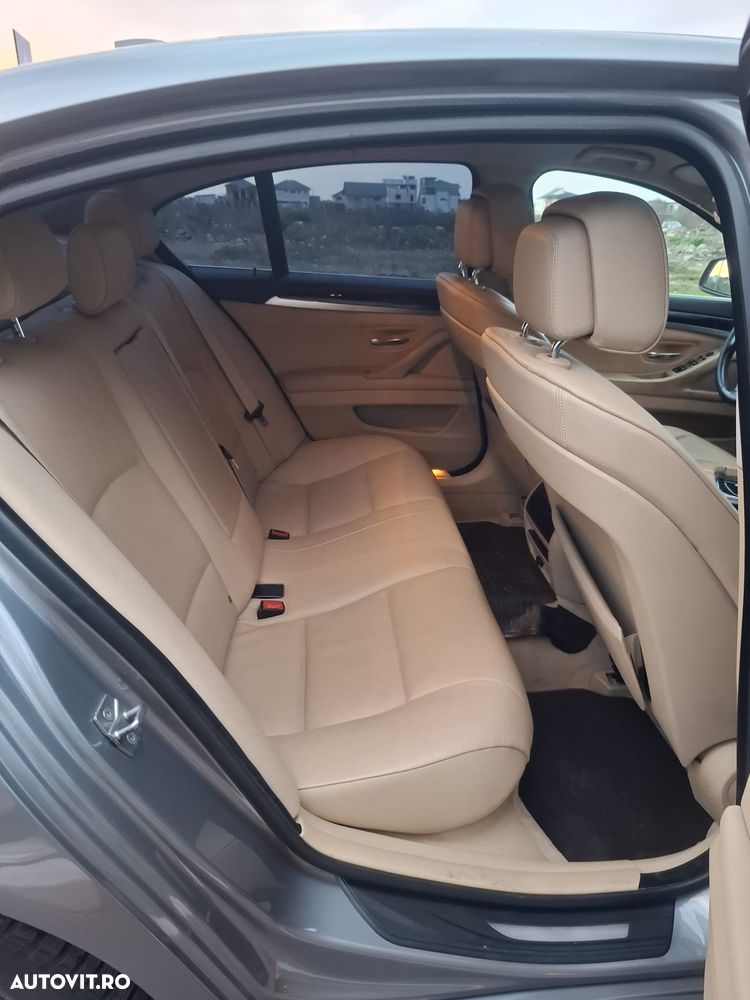 BMW Seria 5 525d Aut. - 6