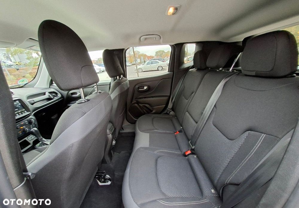 Jeep Renegade - 22