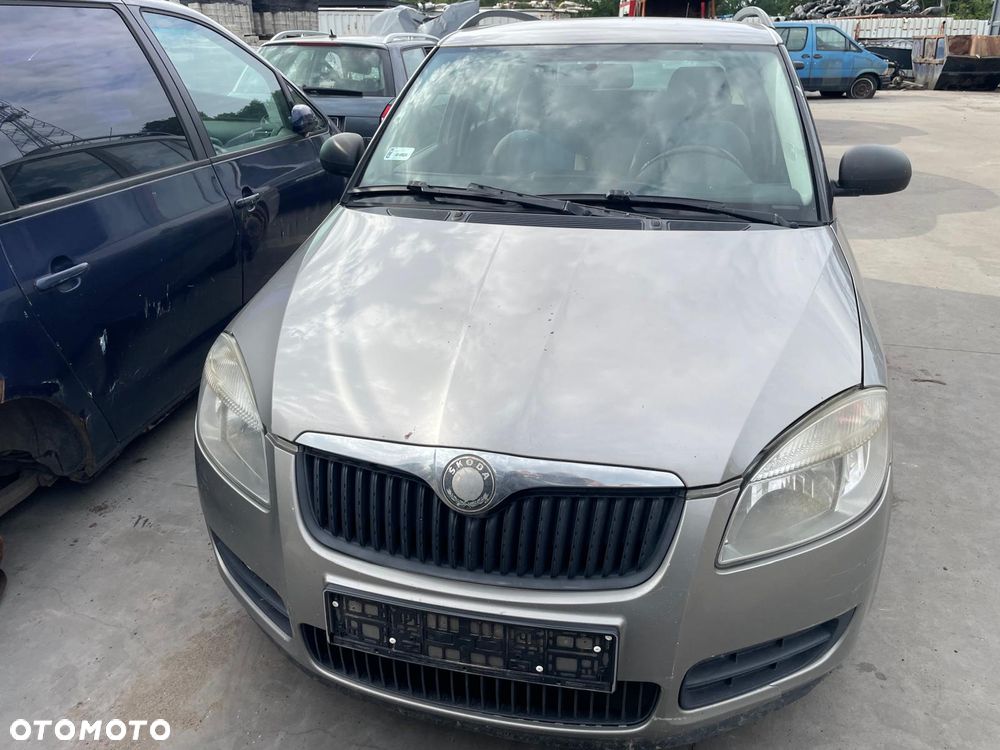 SKODA FABIA Na Czesci !!! KOLOR : LF8H - 1