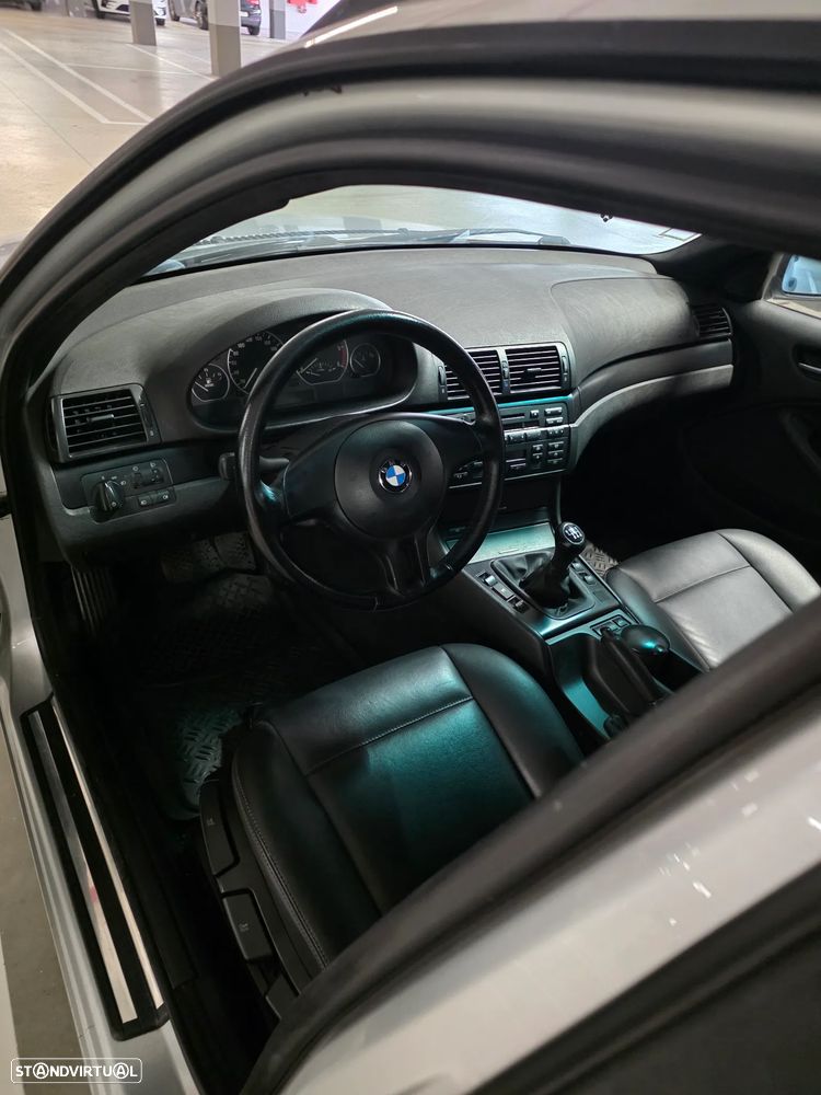 BMW 320 d Dynamic — fotografia 15