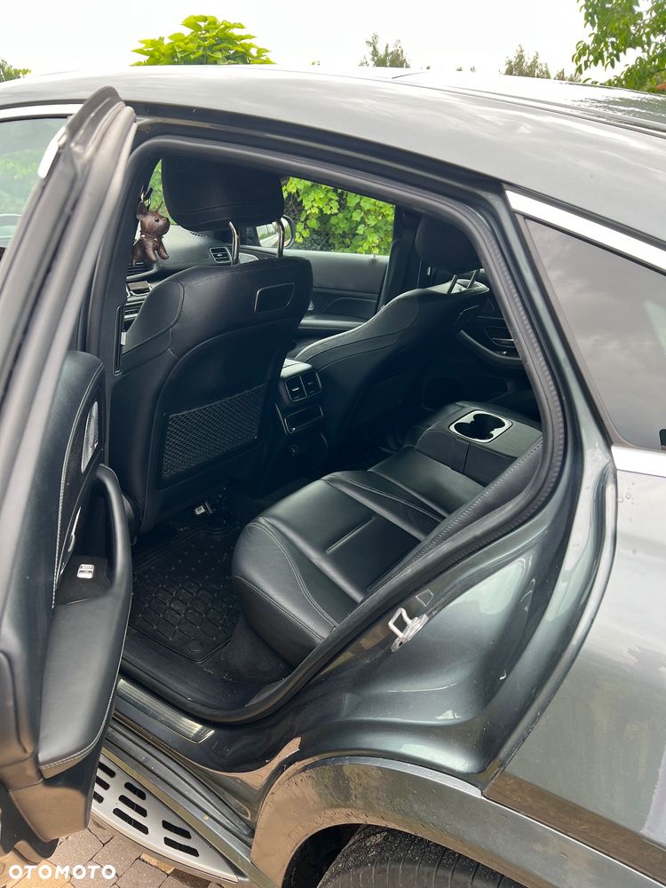 Mercedes-Benz GLE 350 d 4-Matic - 14