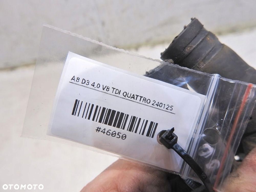 WĄŻ RURKA WODY AUDI A8 D3 4.0 V8 TDI - 4