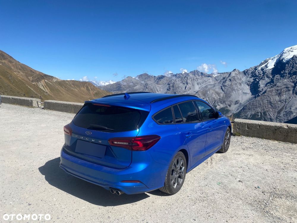 Ford Focus 1.0 EcoBoost mHEV ST-Line X - 27