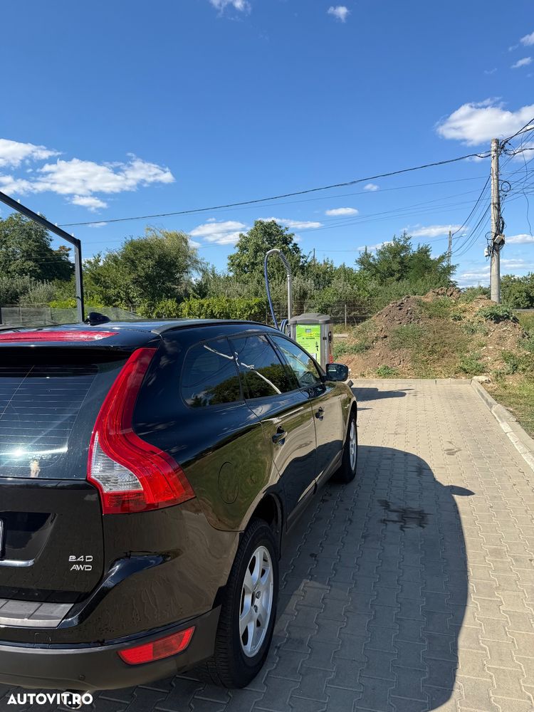 Volvo XC 60 2.4D AWD Base - 4