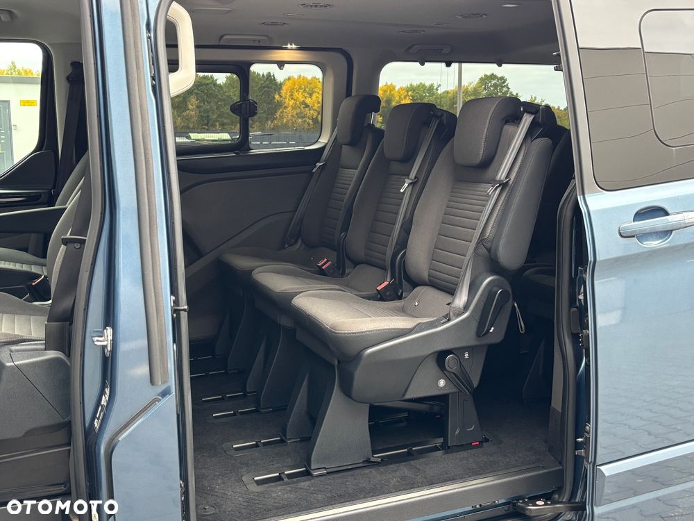 Ford Tourneo Custom 2.0 EcoBlue L2 Titanium - 21