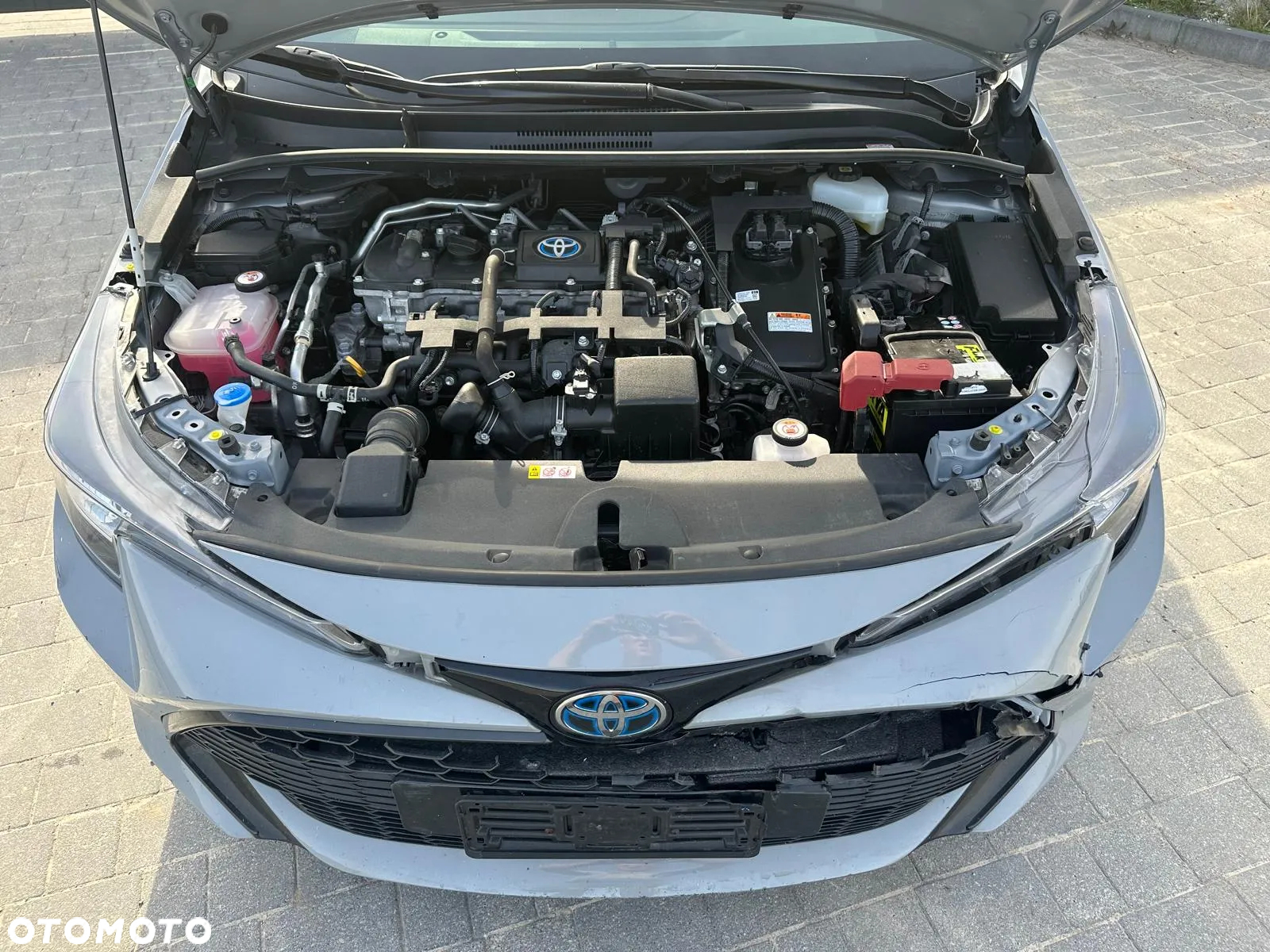 Toyota Corolla 1.8 Hybrid - 9