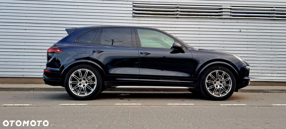 Porsche Cayenne S Diesel Platinum Edition - 6