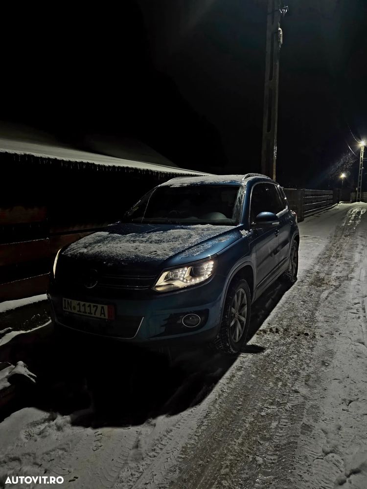 Volkswagen Tiguan 2.0 TDI SCR 4MOTION BlueMotion Technology DSG Lounge Sport & Style - 29