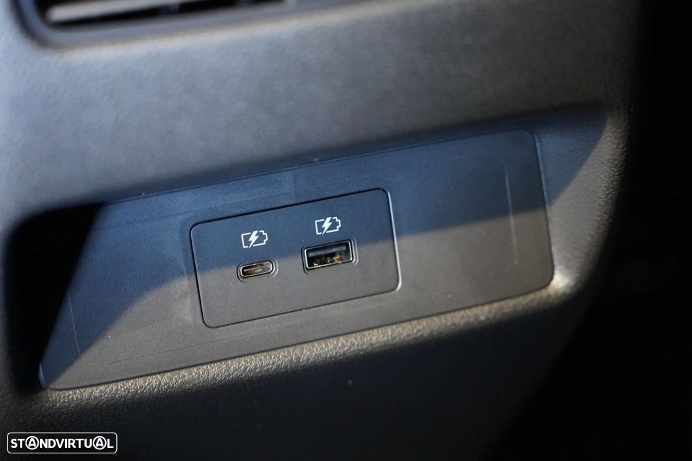 Nissan Qashqai 1.3 DIG-T N-Connecta LED+TT+SKY - 24