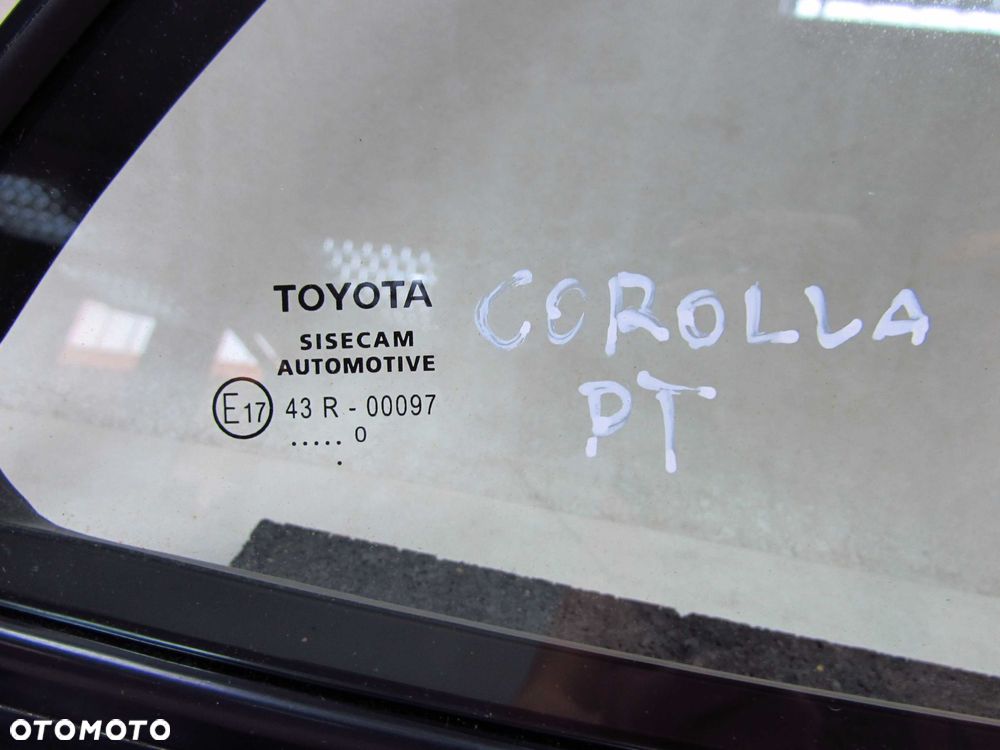 TOYOTA COROLLA E21 XII 19-23 HB HATCHBACK SZYBA BOCZNA TROJKAT DRZWI PRAWA TYL 20 ROK 68188-02240 - 5
