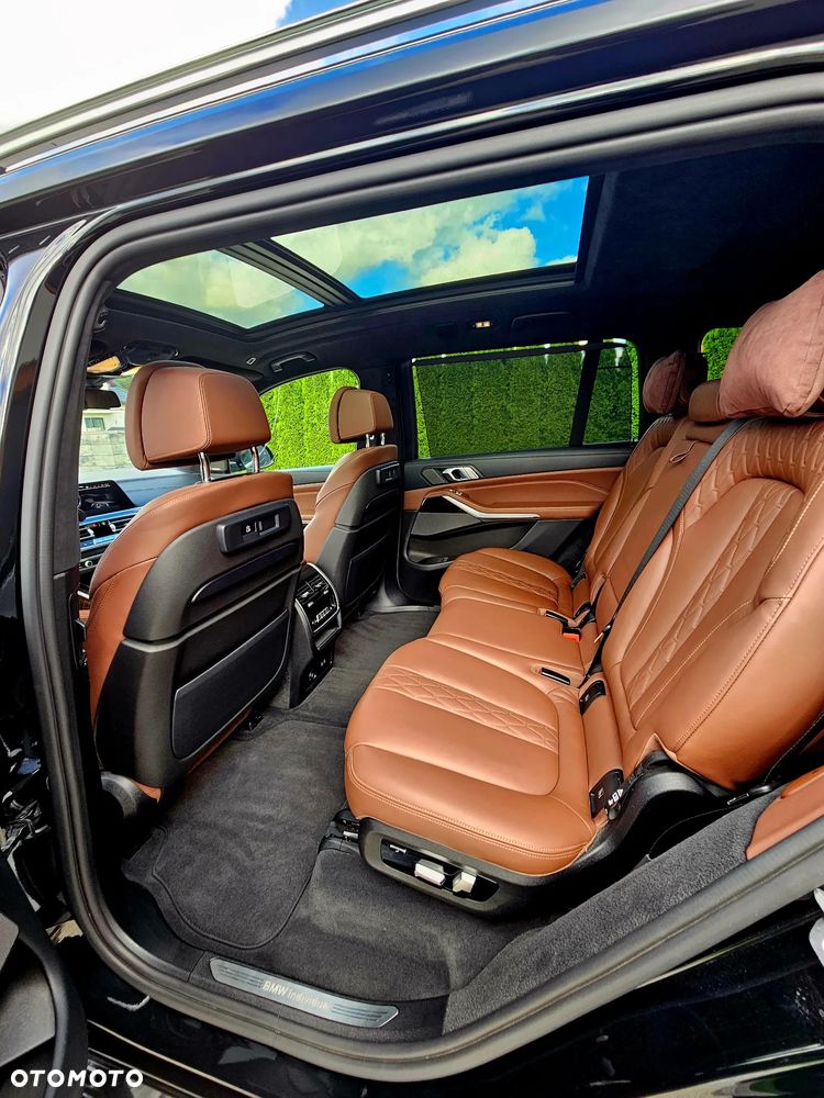 BMW X7 - 9
