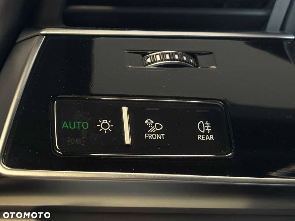 Audi Q8 - 12
