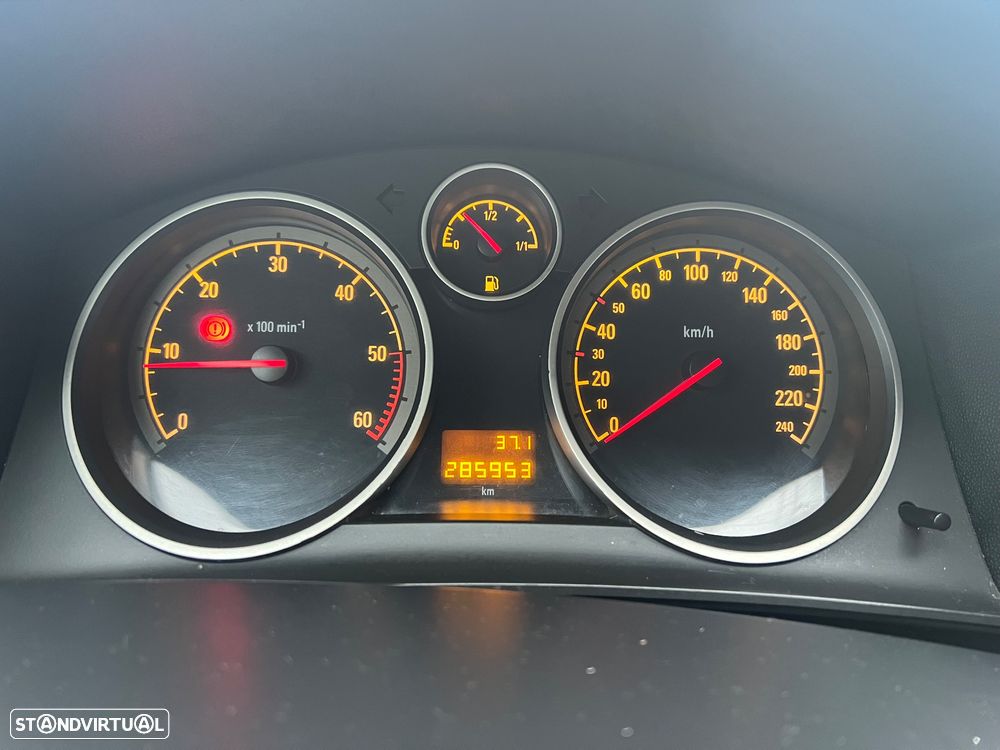 Opel Astra 1.7 CDTI Cosmo - 10