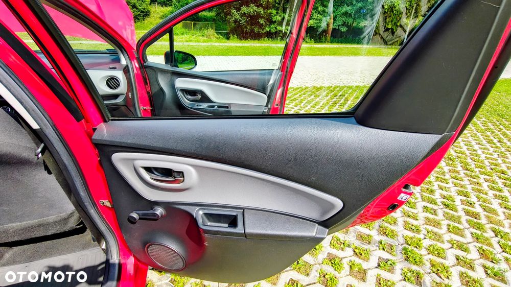 Toyota Yaris 1.33 Active - 19