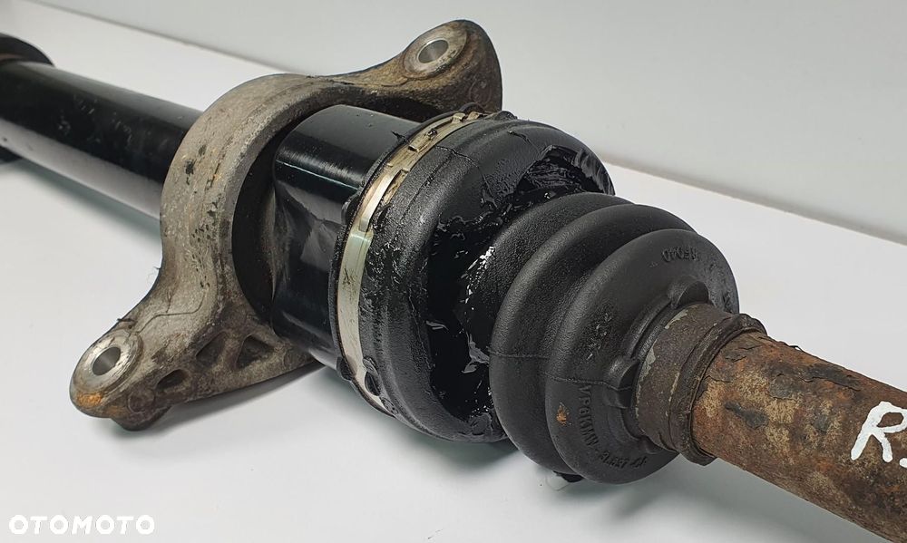PÓŁOŚ PRAWA PRAWY PRZÓD PRZEDNIA MINI COOPER R56 1.6 - 3