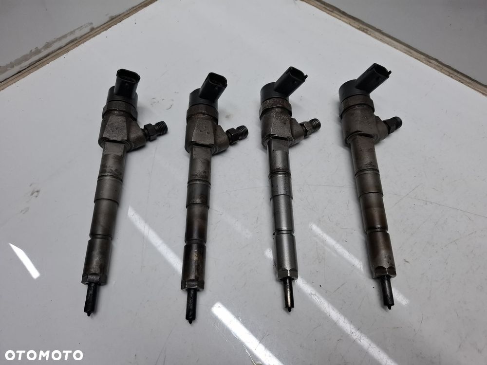 WTRYSKIWACZ WTRYSKIWACZE WTRYSK WTRYSKI OPEL INSIGNIA A 2,0 CDTI A20DTH 0445110327