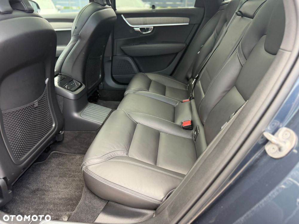Volvo V90 - 22