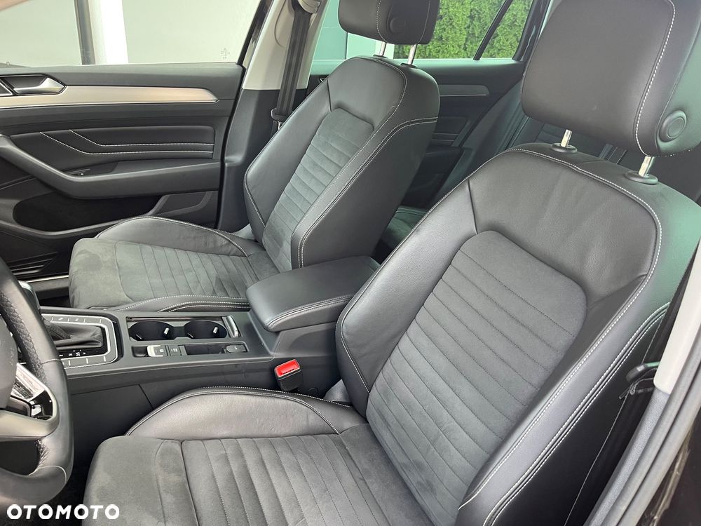 Volkswagen Passat 2.0 TDI SCR Elegance DSG - 21
