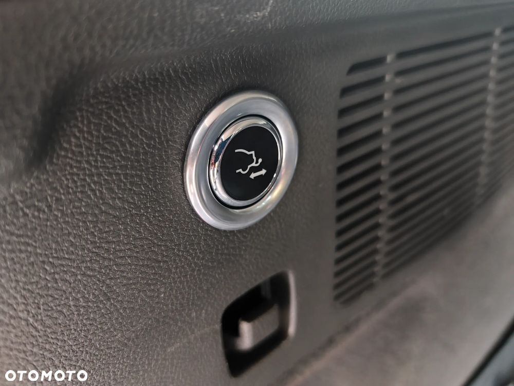 Ford Mondeo 2.0 TDCi PowerShift-Aut Allrad Titanium - 34