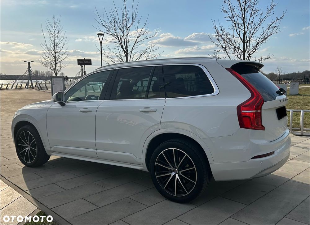 Volvo XC 90 - 24