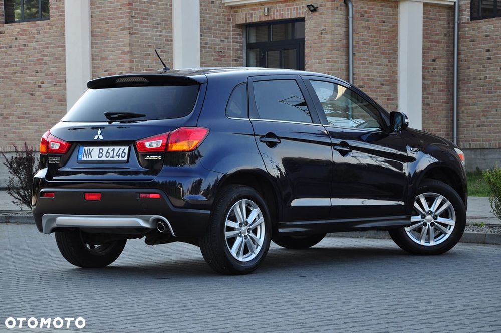 Mitsubishi ASX - 4