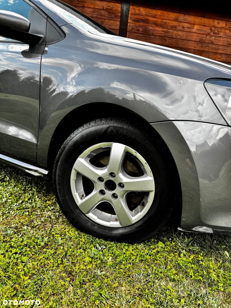 Volkswagen Polo 1.6 TDI DPF Comfortline - 29