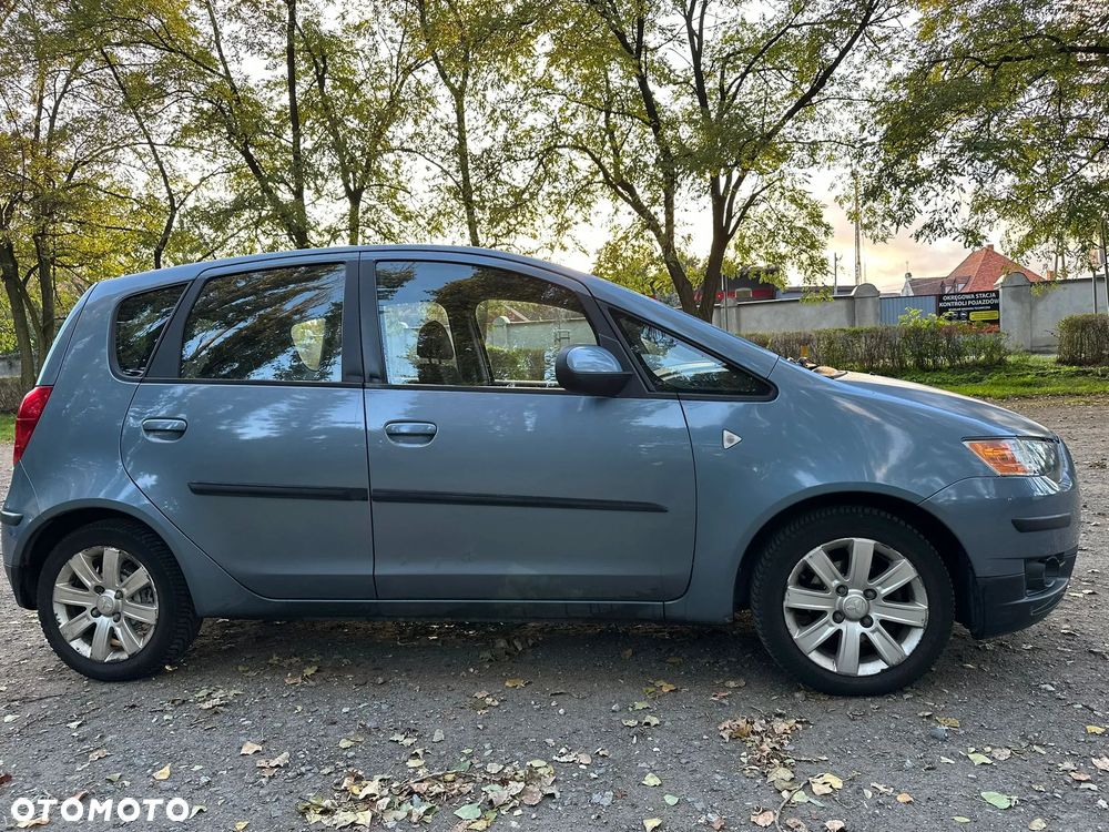 Mitsubishi Colt 1.1 Invite - 13