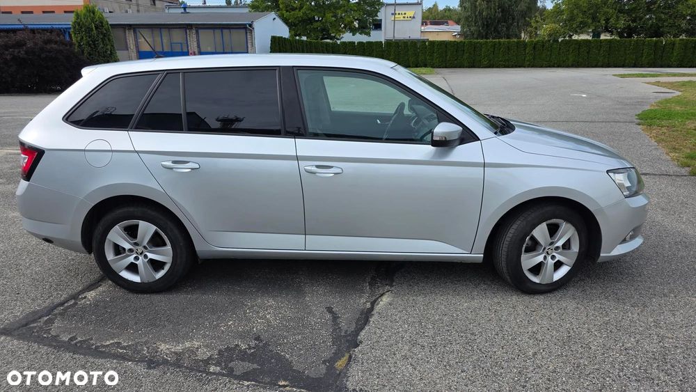 Skoda Fabia 1.0 TSI Ambition - 4