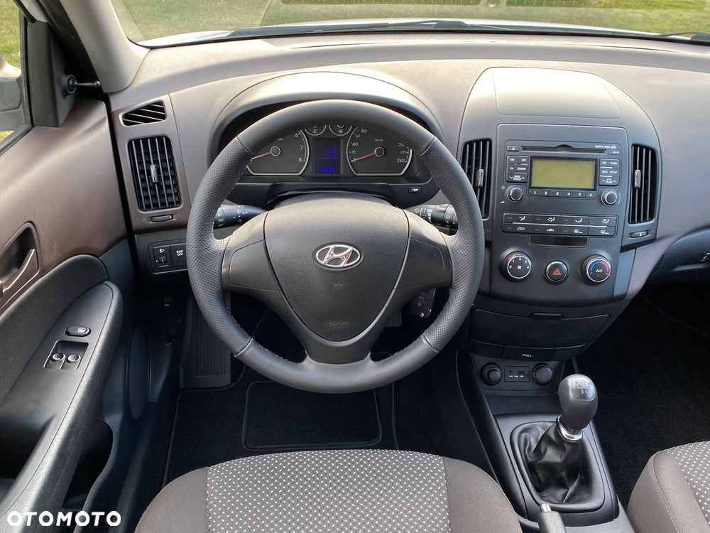 Hyundai i30 1.4 Edition Plus - 10