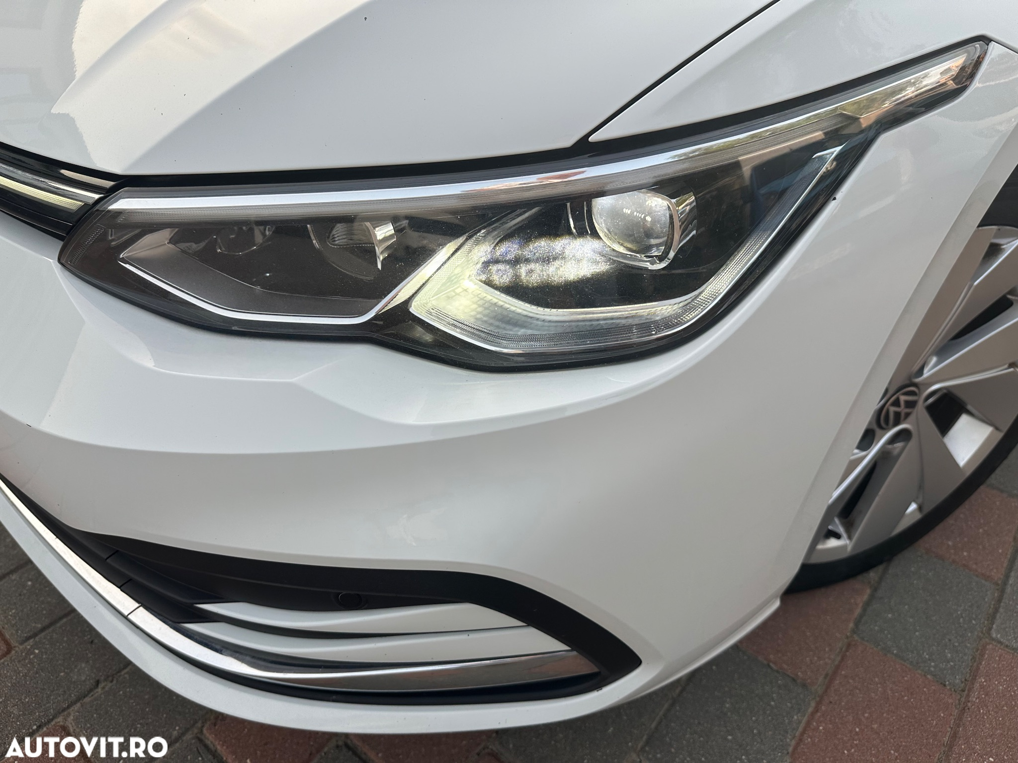 Volkswagen Golf 2.0 TDI DSG Style - 28