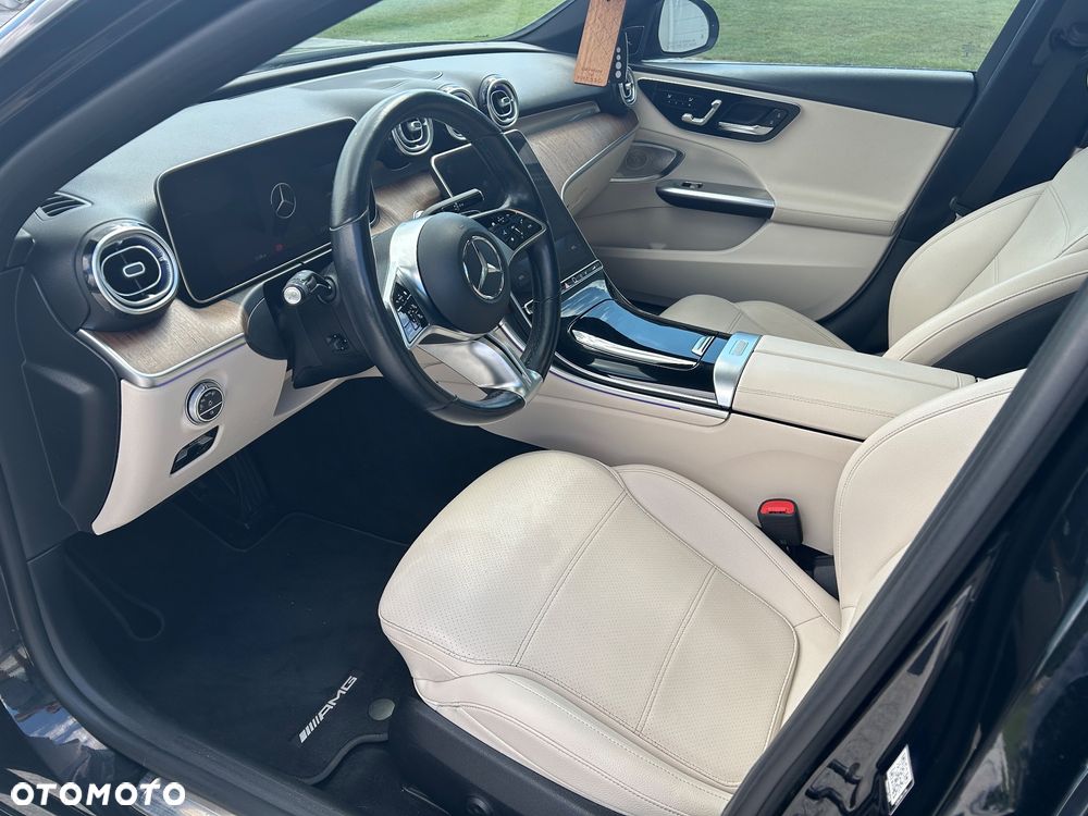 Mercedes-Benz Klasa C 300 9G-TRONIC - 10