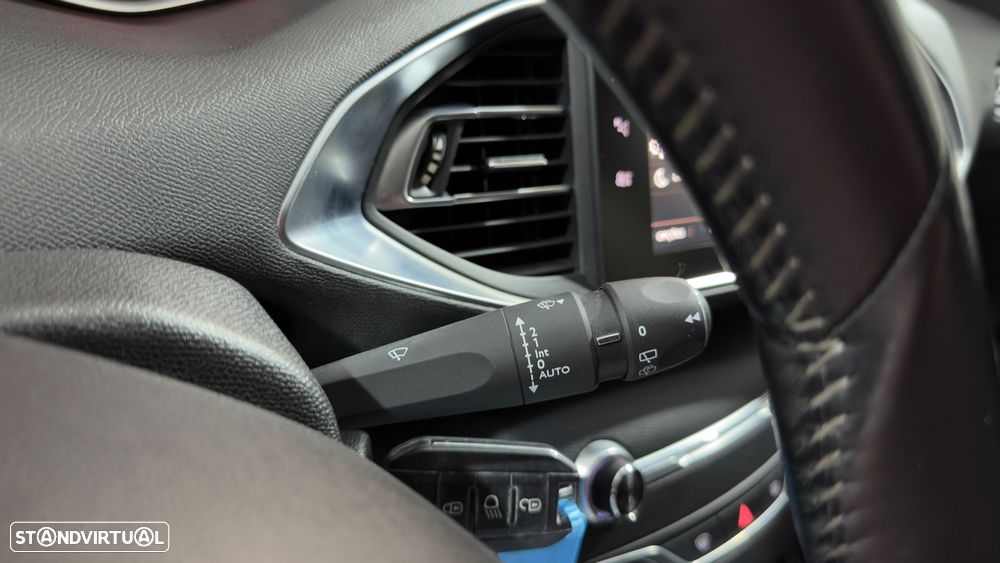 Peugeot 308 PureTech 130 GPF EAT8 Stop & Start Allure - 23
