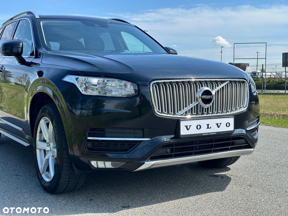 Volvo XC 90 D5 AWD Momentum - 3