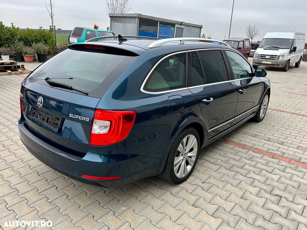 Skoda Superb 2.0 TDI DSG Exclusive - 5