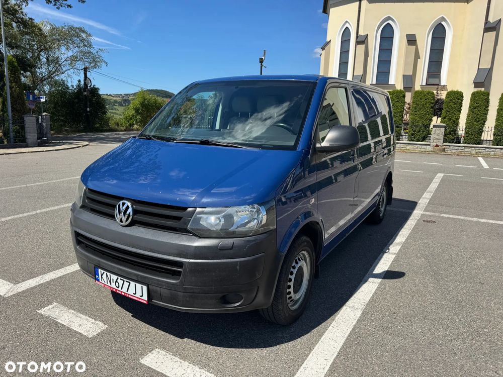 Volkswagen Transporter - 1