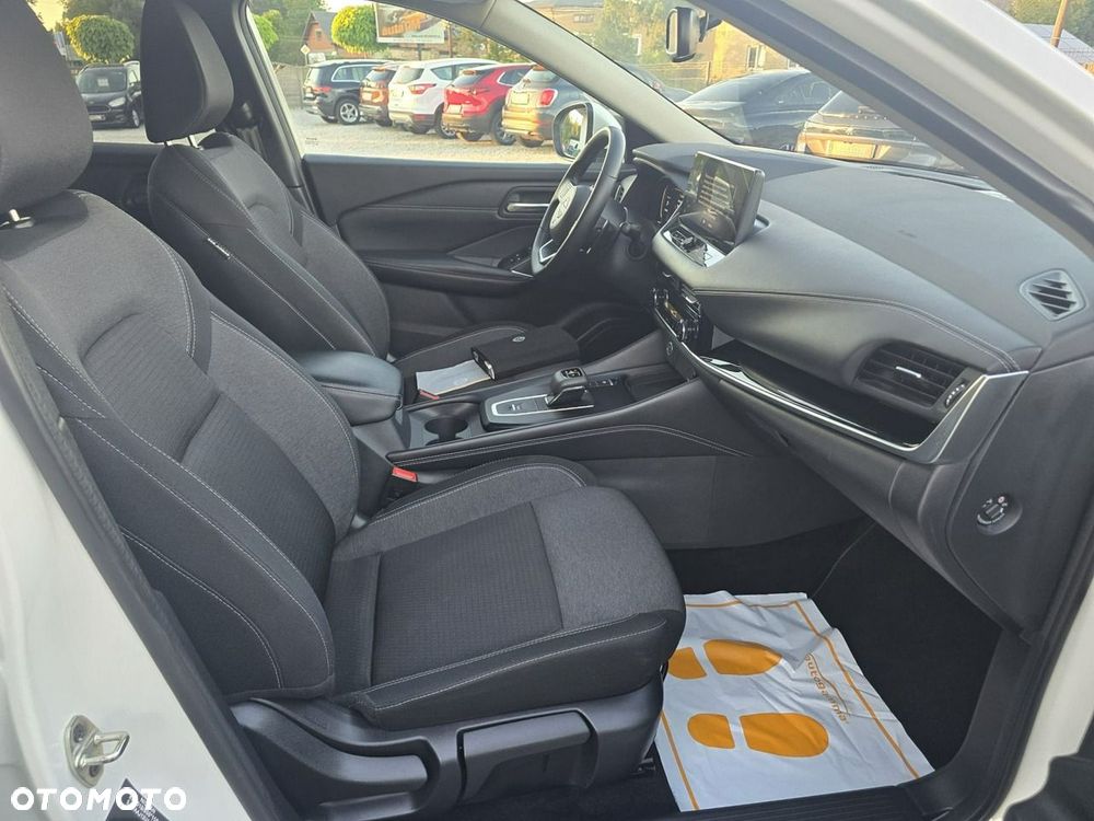 Nissan Qashqai - 12
