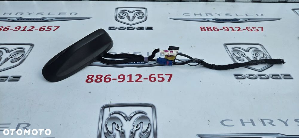 RAM 1500 V 5 2019- Antena GPS Antena dachowa płetwa moduł anteny P68475114AA - 1