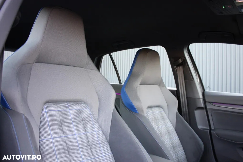 Volkswagen Golf 1.4 eHybrid Style - 10