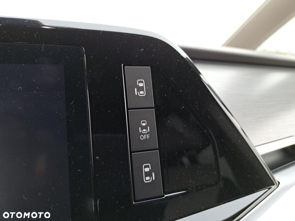 Volkswagen Multivan - 19