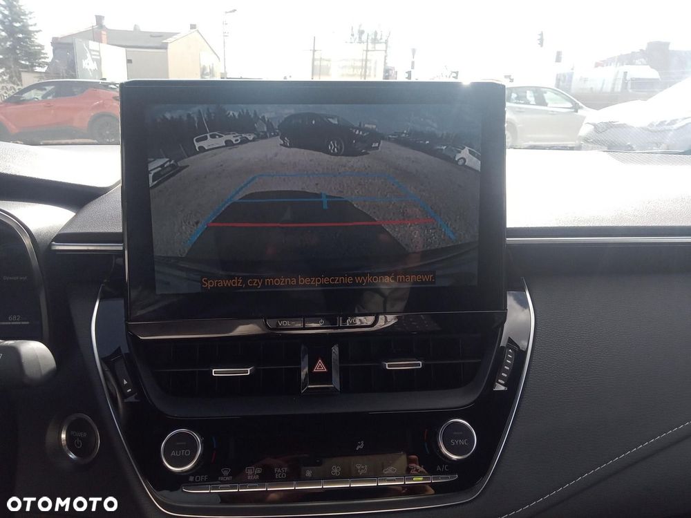 Toyota Corolla 1.8 Hybrid Comfort - 17