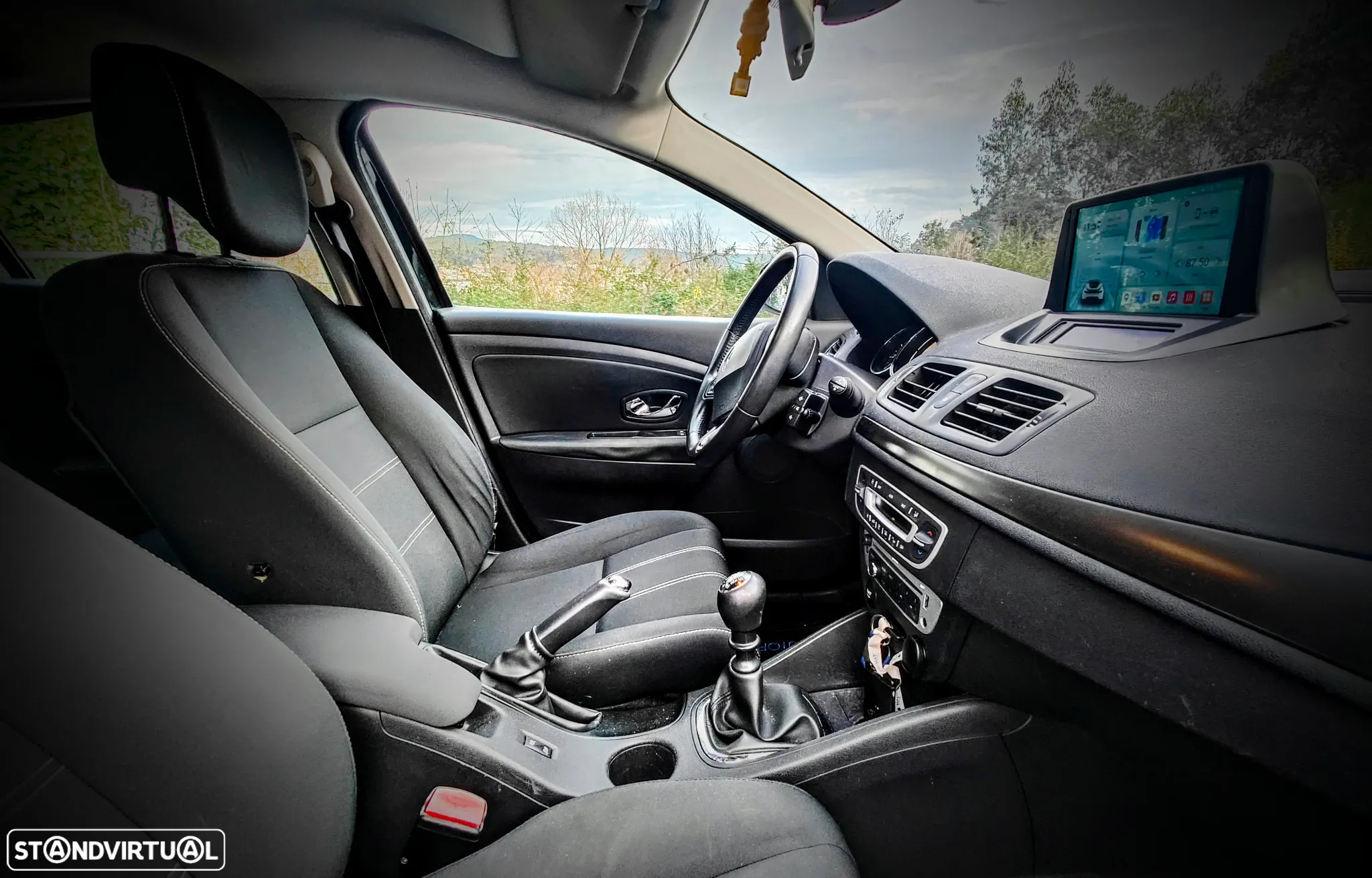 Renault Mégane 1.5 Blue dCi Limited J17 - 14