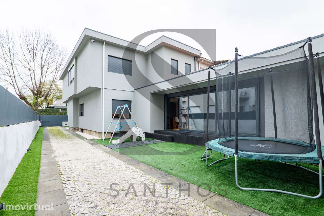 Moradia Totalmente Remodelada a 5 mn a pé do centro Histórico de Braga - Grande imagem: 4/28