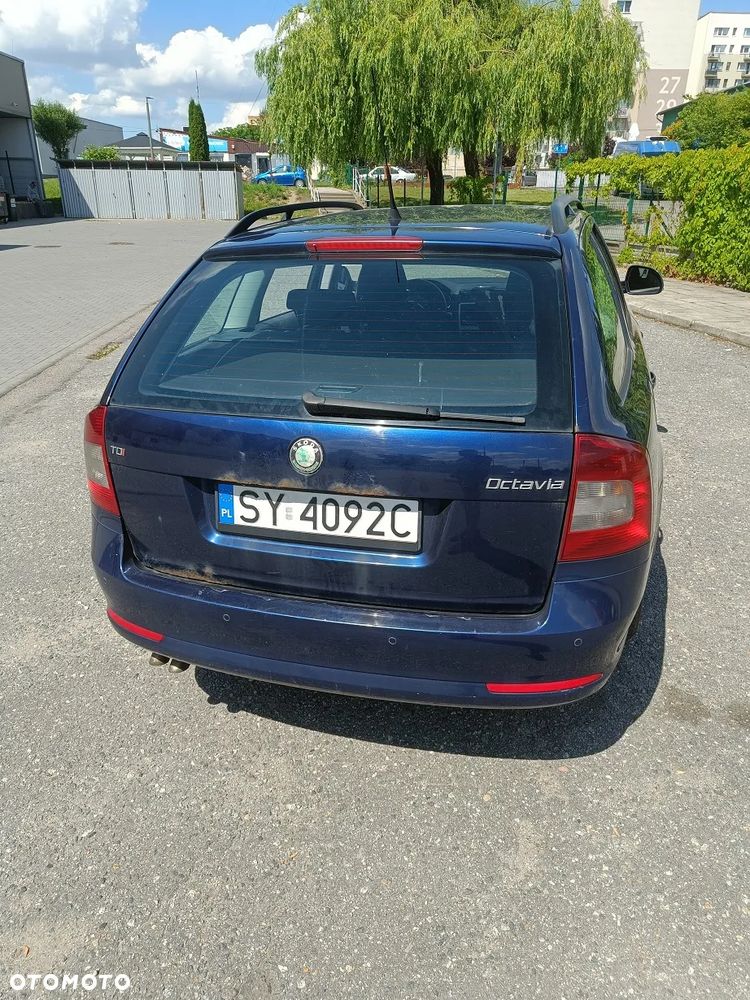 Skoda Octavia 2.0 TDI Ambiente - 4
