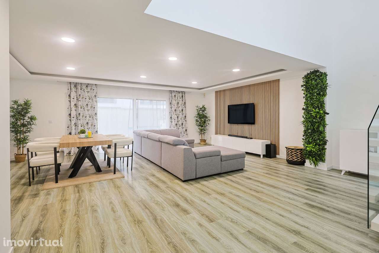 Moradia T4 Moderna 262m²|Lote 300m²| Sala 60m² |Garagem 50m² –Redondos - Grande imagem: 3/13