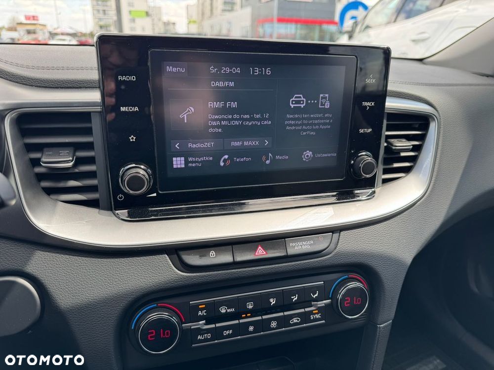 Kia Ceed 1.5 T-GDI M - 11