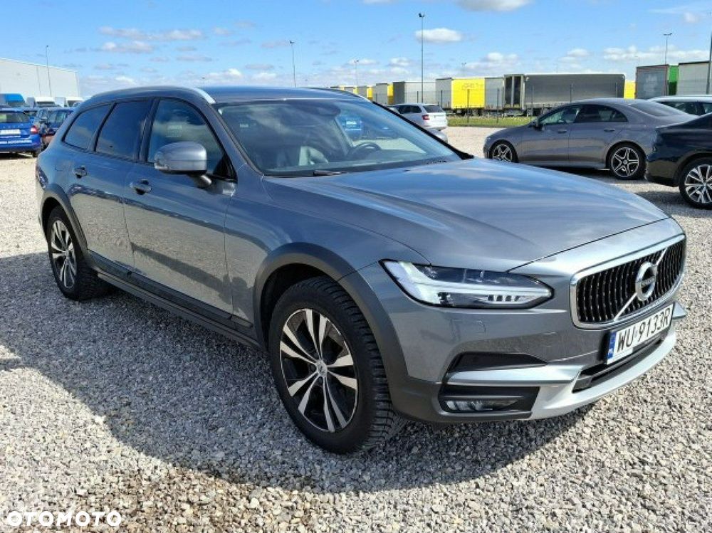 Volvo V90 - 1