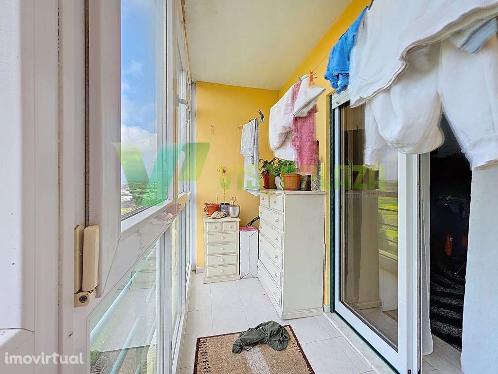 Apartamento T2 em Lagos na Zona do Chinicato, com Vista Desafogada - Grande imagem: 5/23