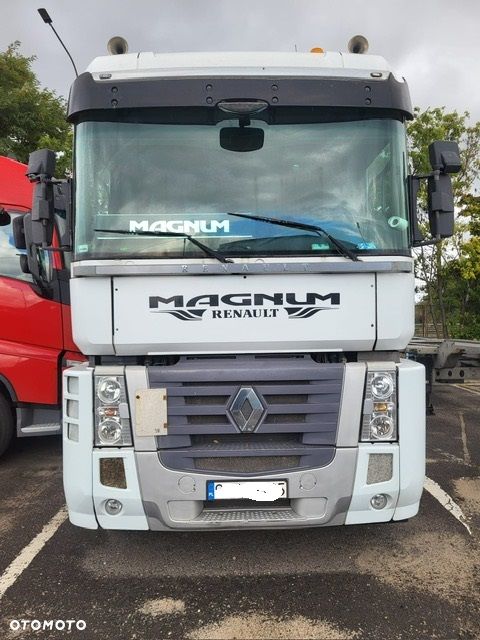 Renault Magnum