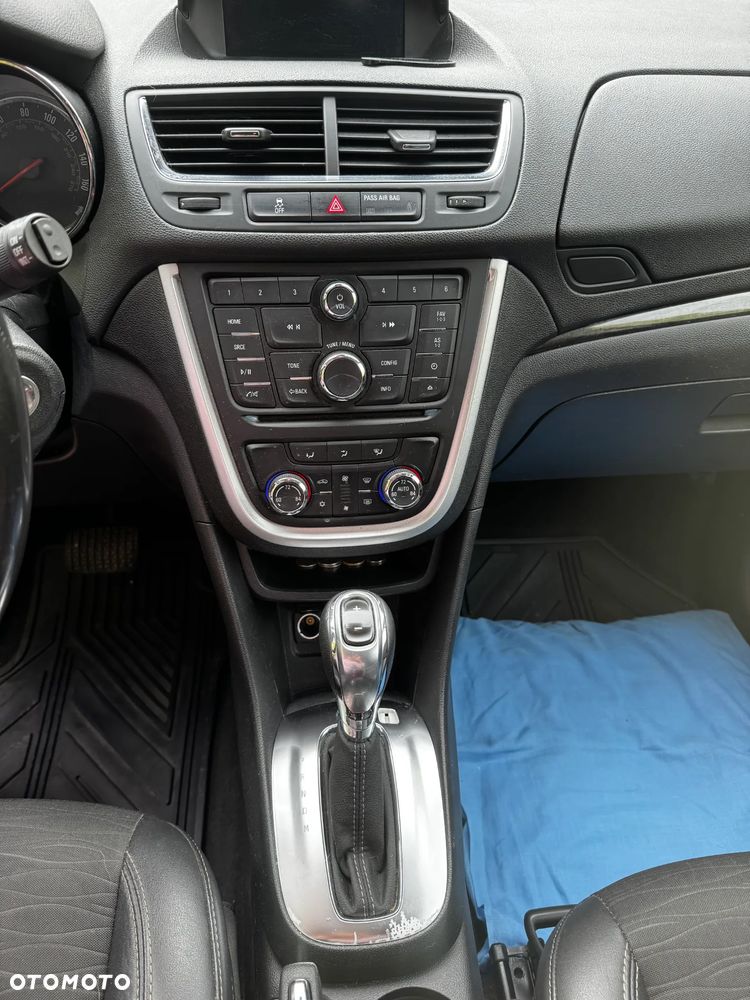 Buick Encore - 12
