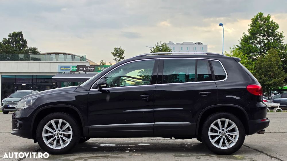 Volkswagen Tiguan 2.0 TDI SCR 4MOTION BlueMotion Technology DSG Sport & Style - 4